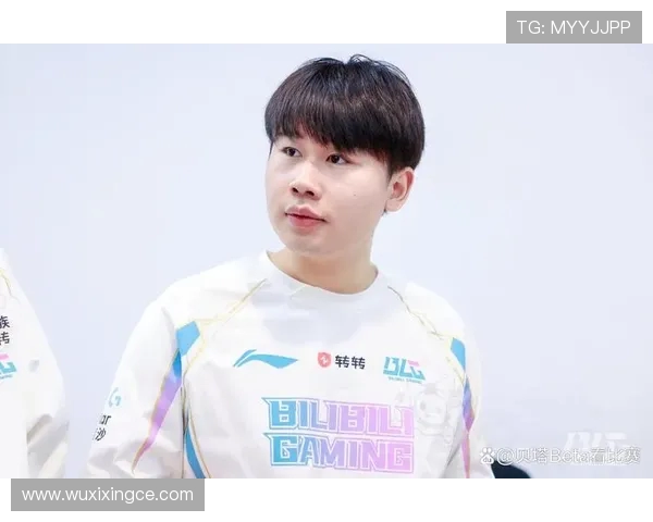 赛后复盘分析FPX与BLG的竞技状态与表现细节 赛后复盘分析FPX与BLG的竞技状态与表现细节