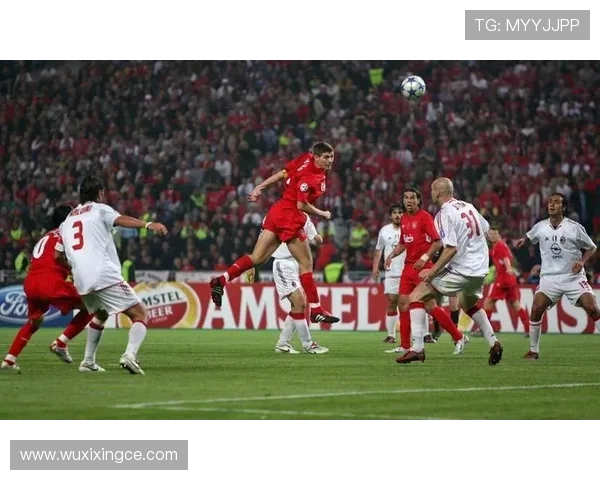 希望体育对阵瓜达拉的精彩对决展现了足球的魅力与激情 希望体育对阵瓜达拉的精彩对决展现了足球的魅力与激情